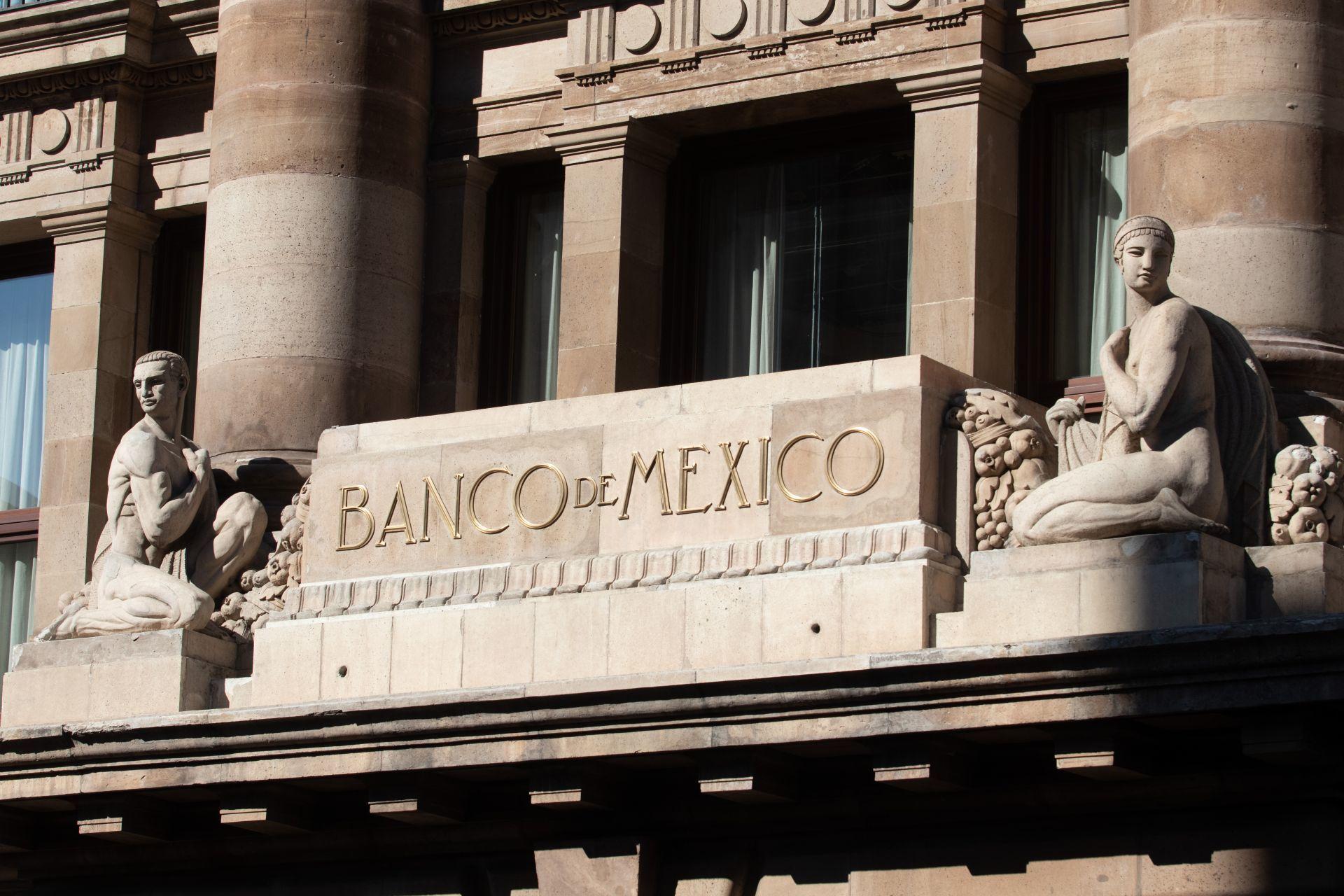 Banxico estima que la economía de México crecerá menos en 2023