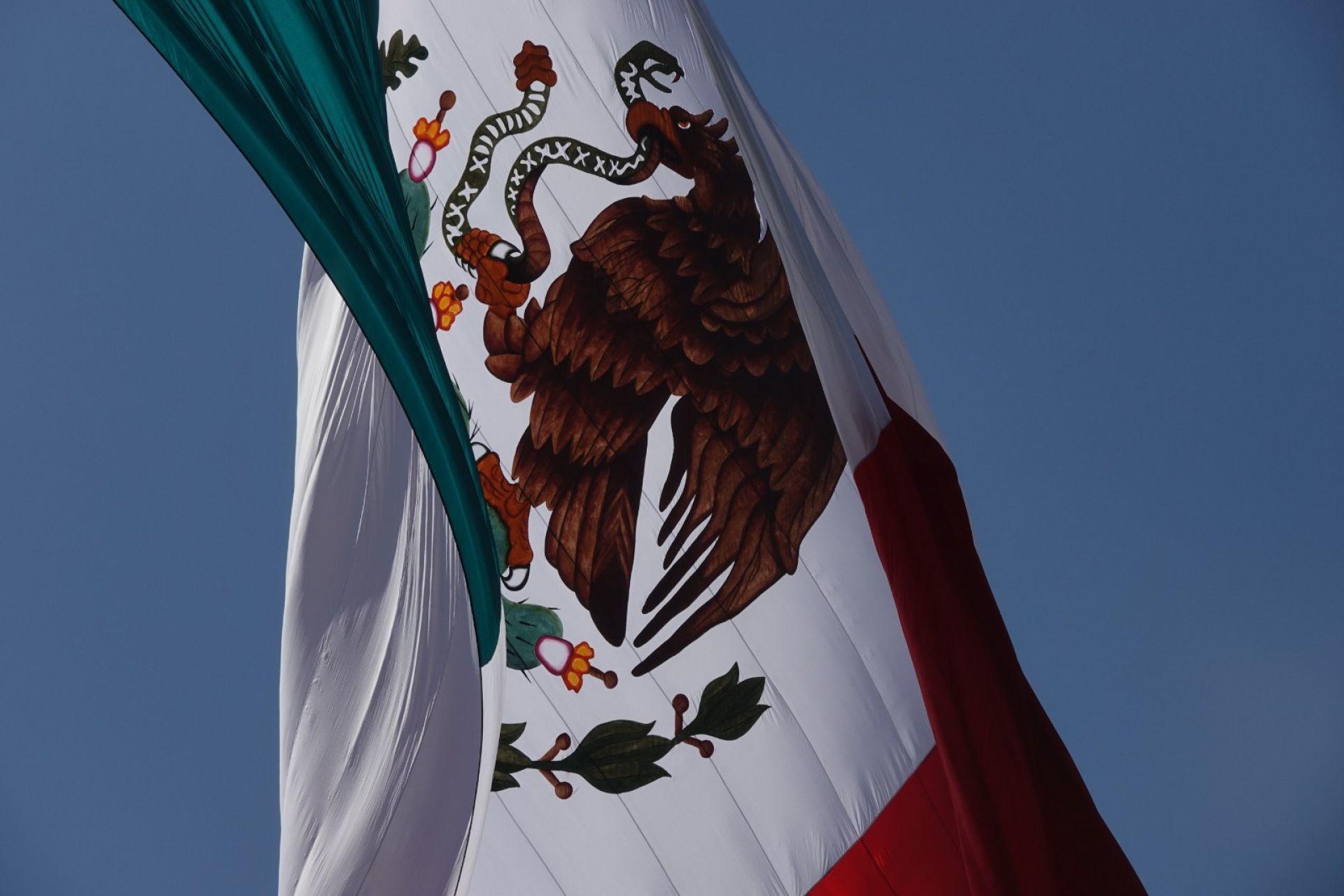 FMI mejora perspectiva de crecimiento para México en 2023; alerta de inflación mundial en alimentos