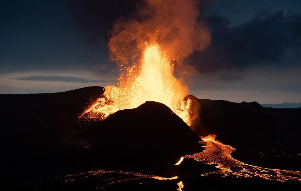 Por qué el incremento de la temperatura en la Tierra puede hacer que aumenten los terremotos y las erupciones volcánicas